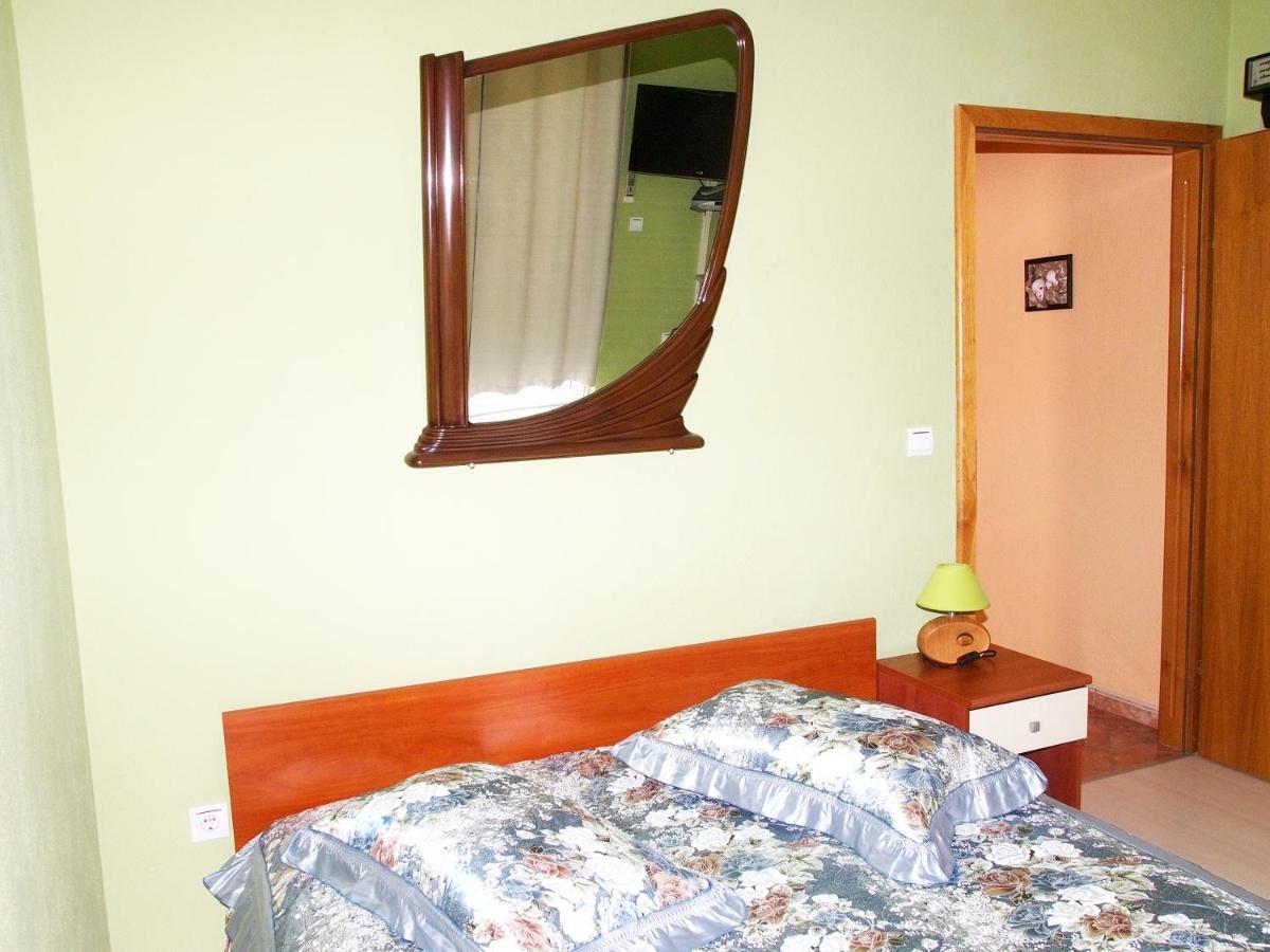 Apartmani Diana มาคาร์สกา ภายนอก รูปภาพ